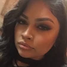 Tina Hixson's Instagram, Twitter & Facebook