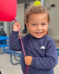 Victor Lemos's Instagram, Twitter & Facebook