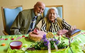 Wir haben passend zur eisernen hochzeit ein paar sprüche, sprichwörter und zitate für dich zusammengestellt, die du in. Alles Gute Zum Geburtstag Geburtstagswunsche Wiesbaden Lebt