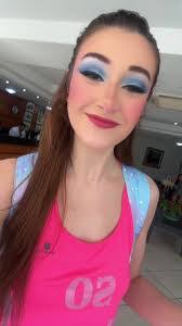 Victoria Rossi's Instagram, Twitter & Facebook