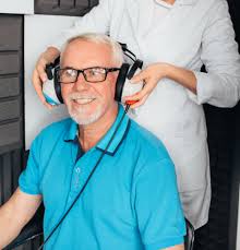 The phonak hearing screening can provide some quick and useful feedback about your hearing. Free Hearing Test Midwest Hearing Aids