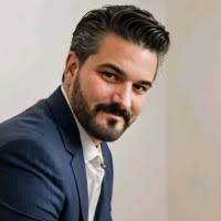 100+ perfiles de «Walls»