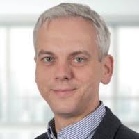 100+ perfiles de «Maletzki»