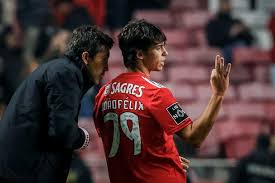 A revelação foi feita no em declarações após a derrota do benfica frente ao marítimo, o presidente dos encarnados, luís. A Intencionalidade Do Benfica Ao Comando De Bruno Lage Raciocinar O Futebol