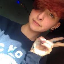 Eve Walker's Instagram, Twitter & Facebook