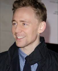 Good evening everyone 🥰 #hiddlestonperfection 💙 #TomHiddleston