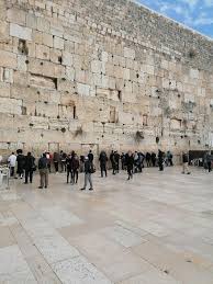 Si obedecemos, el señor se encargará de protegernos. Israel Jerusalen Muro De Los Lamentos Judios Templo Oracion Judaismo Pikist