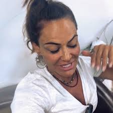 Carla Cabral (@carlacabral.oficial) • Instagram photos and videos