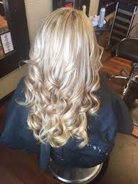 If your burgundy with blonde hair is very long and thick, and your blonde highlights are chunky, some relaxed curls will make the hair look gorgeous. All Over Blonde With Carmel Blonde Lowlights Hair Styles Blonde Lowlights Blonde Hair Color
