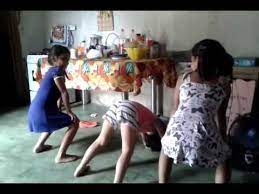 Ninas dançando arrocha no niver do niel. As Mini Maravilhas Menina Dancando Menina Mini