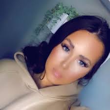 Brodie Barnes's Instagram, Twitter & Facebook