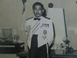 Almarhum sultan idris shah ii was born in the purple as the eldest son of a reigning sultan of perak. Idris Shah Ii Of Perak Alchetron The Free Social Encyclopedia