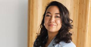 Lisa: 'Ik ben een bikkelharde kerstboomscout die geen genade kent'