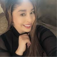 Jennifer Pedroza's Instagram, Twitter & Facebook