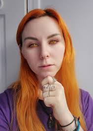 Button eye makeup for comicon visibility?