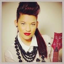 Ella Sledge's Instagram, Twitter & Facebook