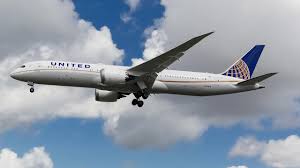 United Airlines Is Giving Away Free Sandwiches On Popular Flight To Hawaii In 2020 United Airlines The Unit Airline Deals