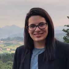 Anne Lippert's Instagram, Twitter & Facebook