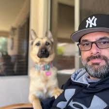 Jamie Lund's Instagram, Twitter & Facebook