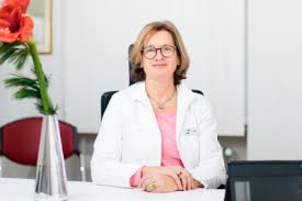 Parkplätze, hotels, restaurants und weitere services wie geldautomaten. Team Mvz Medizin Der Mitte