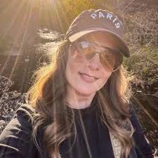 Kassie -Tudor Bungalow Cottage (@victorycottage) • Instagram photos and  videos