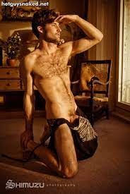 hairy chest guys on straight guys naked blog