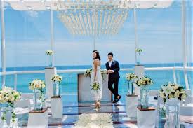 With 42 acres of majestic trees, ponds, and flowers along with a historic home, you'll love the beautiful surroundings (and photo ops!) at this locust valley location. Top 15 Bali Wedding Venues You Need To Check Out