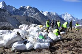 Everest Is Melting Revealing Tons Of Garbage And Human Bodies