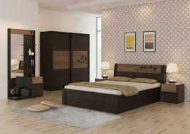 Cowhide western furniture has many styles of wood and western rustic bedroom furniture in texas. Bedroom Set A Typical Western Bedroom Contain Hutaib Furniture