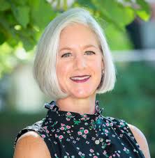 May 2023: The Senior Issue by Le Journal