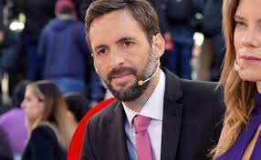 La aplaudida respuesta de Daniel Matamala a tuitera que lo llamó "Machuca":  "Es motivo de orgullo"