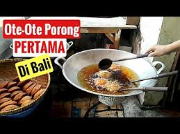 Bikin gorengan ote ote sendiri. Ote Ote Porong Terenak Di Bali Sudah Dikirim Sampai Ke Luar Negeri Youtube
