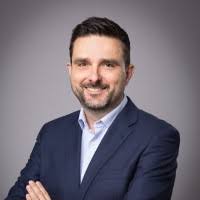 900+ "Stefan" profiles