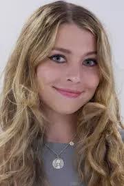 Clara Mccormick's Instagram, Twitter & Facebook