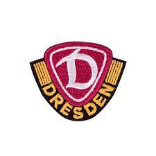 Das aus trapezblech und kunststoffbelag bestehende dach deckt 19.000 m² ab. Aufnaher Logo Klein Farbig Sg Dynamo Dresden Fanshop