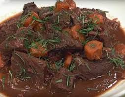 Recette Boeuf Bourguignon Traditionnel En Video Recette Recette Boeuf Bourguignon Boeuf Bourguignon Traditionnel Recette Boeuf