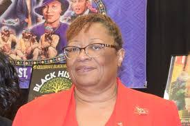 Melody Glover's Instagram, Twitter & Facebook