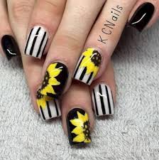 Decoración de uñas girasol diseño de uñas para pie. Unas Girasol Unas Decoradas Con Girasoles Unas De Maquillaje Manicura De Unas