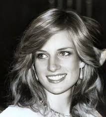 Prettiest girl with long hair named 💚🟢💚🟢