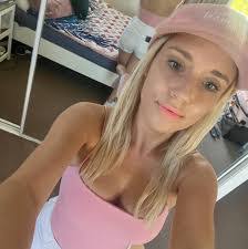 Stephanie Bozeman's Instagram, Twitter & Facebook