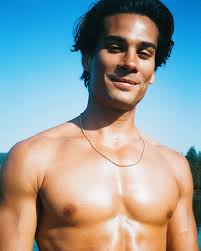 Drew Ray Tanner (@drewraytanner) • Instagram photos and videos