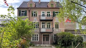 Die innenstadt, bäcker, lebensmittelladen, ärzte, apotheke. Tiefgarage Verliert Gegen Denkmalgeschutztes Haus In Mindelheim Br24