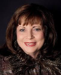 Shirley Hilburn's Instagram, Twitter & Facebook