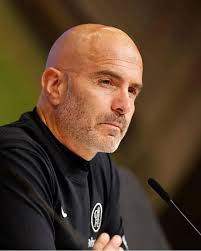 Recee Jaaaaames!!!! Only this kind of brilliance would get us a point  today. God I pray for another individual brilliance because this coaching  today is terrible.