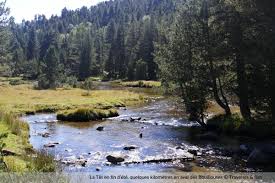 En selle, pour pédaler au rythme des paysages catalans ! Decouvrir Les Pyrenees Orientales 66 Pour La Peche Travelers And Fish