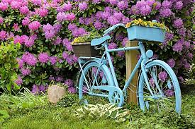 Der hübsche blumenständer ist die passende dekoration für jeden romantischen landhausgarten. Fahrrad Blau Deko Kostenloses Foto Auf Pixabay