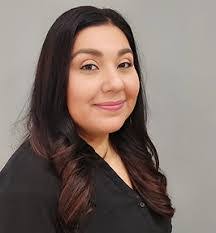 Penelope Castellanos's Instagram, Twitter & Facebook