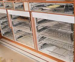 Namun, bukan berarti furnitur dan aksesori murah bakal membuat rumahmu terkesan murahan, ya! Kedai Jual Aksesori Kabinet Dapur Desainrumahid Com