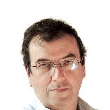 Claudia Oporto's Instagram, Twitter & Facebook