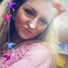 Hi all! I just wanted to introduce myself and share my work!! 🤗 I love  doing SFX, illusion, and character makeup the most! I hope I fit in with  you baddies! 😘 👋